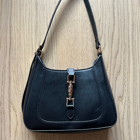 Black shoulder purse - Picture 1 of 7